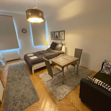 Charmante Altbauapartments Apostelgasse เวียนนา ภายนอก รูปภาพ